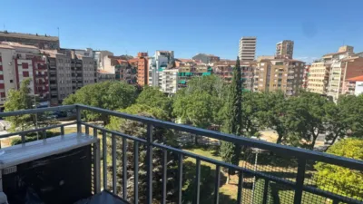 Piso en venta en Carrer Taquigraf Marti, Xalets-Humbert Torres (Lleida Capital) de 160.000 €
