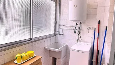 Piso en venta en Calle de Juan de la Encina, Nueva Andalucía (Almería Capital) de 210.900 €