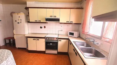 Piso en venta en Calle de Juan de la Encina, Nueva Andalucía (Almería Capital) de 210.900 €