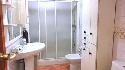 Piso en venta en Calle de Juan de la Encina, Nueva Andalucía (Almería Capital) de 210.900 €