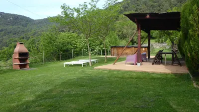 Rustic finca in Sales de Llierca photo 10