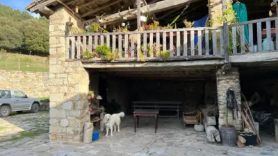 Rustic finca in Sales de Llierca photo 19