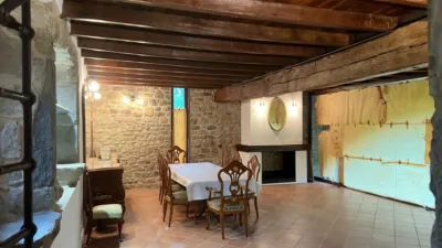 Rustic finca in La Vall D´En Bas photo 14