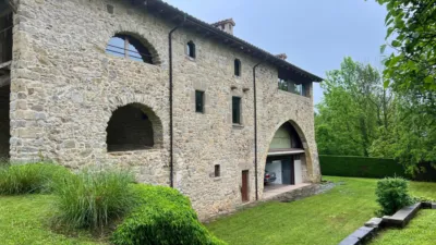 Rustic finca in La Vall D´En Bas photo 6