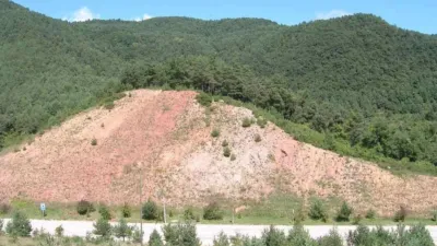 Rustic farm in La Vall de Bianya photo 9