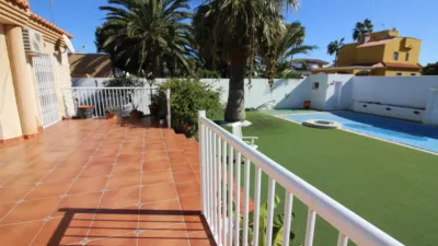 Chalet in Roquetas-Las Marinas Urbanization photo 10