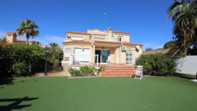 Chalet in Roquetas-Las Marinas Urbanization photo 13