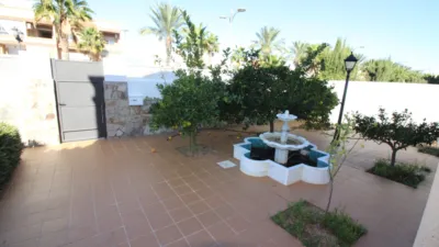 Chalet in Roquetas-Las Marinas Urbanization photo 25