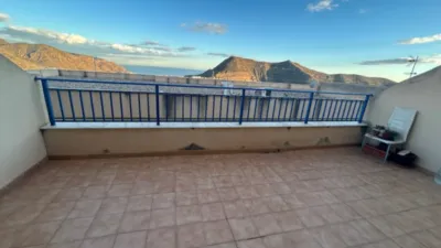 Apartment on Calle de las Higueras photo 2