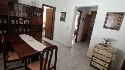 House in the Centre photo 4