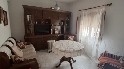 House in the Centre photo 9