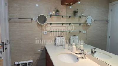 Piso en Carrer de Joaquim Mir photo 9
