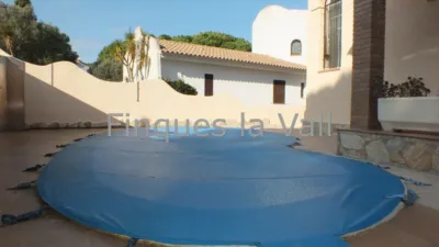 Chalet on Carrer de la Muga photo 39