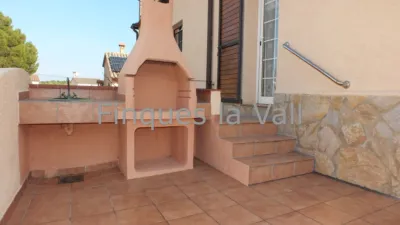 Chalet on Carrer de la Muga photo 38