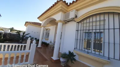House in Vistahermosa photo 3