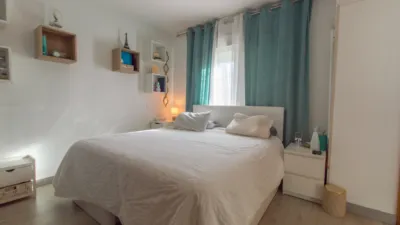 Chalet adosado en venta en Calle del Río Bidasoa, Rinconada (Distrito Reyes Católicos. Alcalá de Henares) de 514.900 €