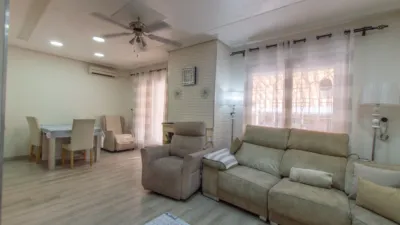 Chalet adosado en venta en Calle del Río Bidasoa, Rinconada (Distrito Reyes Católicos. Alcalá de Henares) de 514.900 €