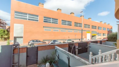 Chalet adosado en venta en Calle del Río Bidasoa, Rinconada (Distrito Reyes Católicos. Alcalá de Henares) de 514.900 €