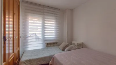 Chalet adosado en venta en Calle del Río Bidasoa, Rinconada (Distrito Reyes Católicos. Alcalá de Henares) de 514.900 €