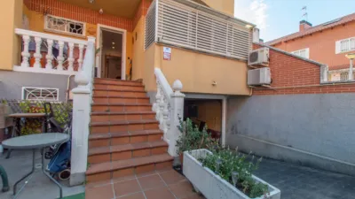 Chalet adosado en venta en Calle del Río Bidasoa, Rinconada (Distrito Reyes Católicos. Alcalá de Henares) de 514.900 €