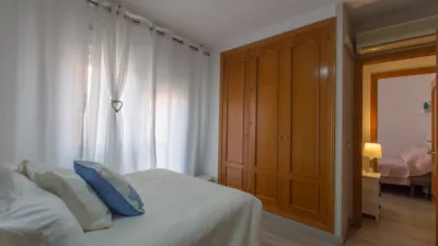 Chalet adosado en venta en Calle del Río Bidasoa, Rinconada (Distrito Reyes Católicos. Alcalá de Henares) de 514.900 €