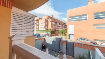 Chalet adosado en venta en Calle del Río Bidasoa, Rinconada (Distrito Reyes Católicos. Alcalá de Henares) de 514.900 €