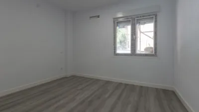 Piso en alquiler en Calle del Río Tiétar, Nueva Alcalá (Distrito Reyes Católicos. Alcalá de Henares) de 950 €<span>/mes</span>