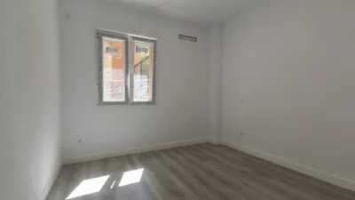 Piso en alquiler en Calle del Río Tiétar, Nueva Alcalá (Distrito Reyes Católicos. Alcalá de Henares) de 950 €<span>/mes</span>