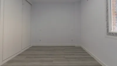 Piso en alquiler en Calle del Río Tiétar, Nueva Alcalá (Distrito Reyes Católicos. Alcalá de Henares) de 950 €<span>/mes</span>