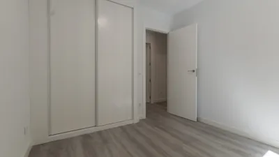 Piso en alquiler en Calle del Río Tiétar, Nueva Alcalá (Distrito Reyes Católicos. Alcalá de Henares) de 950 €<span>/mes</span>