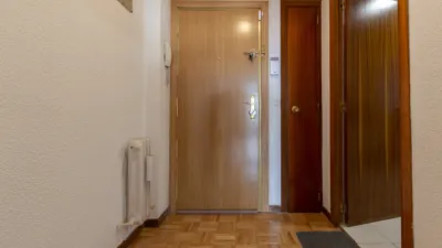 Apartment on Calle de Beatriz Galindo photo 24