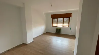 Piso en venta en Calle Real, Villanueva de Duero de 55.000 €