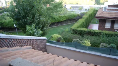 Dúplex en venta en Calle de Mariano de los Cobos, cerca de Calle Melendro, Parquesol (Valladolid Capital) de 340.000 €
