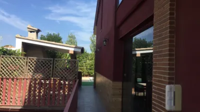 Chalet en alquiler en La Canyada - La Cañada, La Canyada - La Cañada (Paterna) de 3.500 €<span>/mes</span>