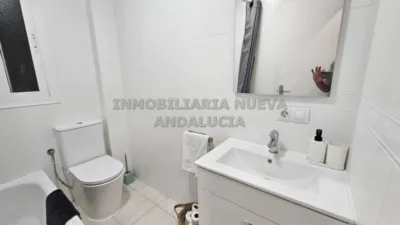 Piso en alquiler en Centro – další