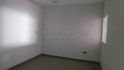 Nave industrial en alquiler en Huércal de Almería, Huércal de Almería de 2.400 €<span>/mes</span>