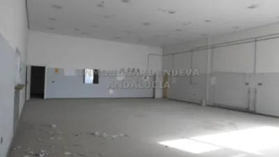 Nave industrial en alquiler en Huércal de Almería, Huércal de Almería de 2.400 €<span>/mes</span>
