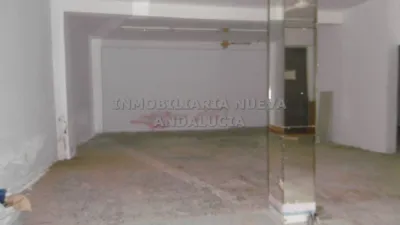 Local comercial en alquiler en Centro – pohled 3