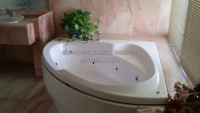 Casa unifamiliar en alquiler en Aguadulce Sur, Aguadulce Sur (Distrito Aguadulce. Roquetas de Mar) de 2.700 €<span>/mes</span>