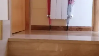Piso en alquiler en Callejón de las Obras Públicas, San Antón (Distrito Zona Nueva. Toledo Capital) de 800 €<span>/mes</span>