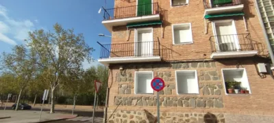 Piso en alquiler en Calle Madre Teresa de Calcuta, Palomarejos (Distrito Zona Nueva. Toledo Capital) de 1.100 €<span>/mes</span>