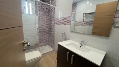 Piso en alquiler en Calle de Bolivia, La Reconquista-Santa Teresa (Distrito Zona Nueva. Toledo Capital) de 1.800 €<span>/mes</span>