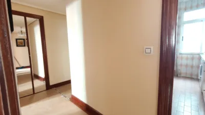 Piso en venta en Calle Camilo Villabaso, Errekaldeberri (Distrito Errekalde. Bilbao) de 270.000 €