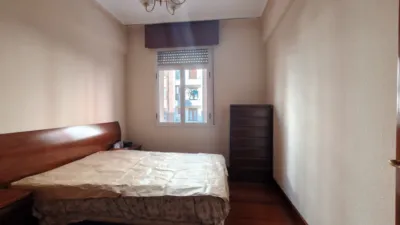 Piso en venta en Calle Camilo Villabaso, Errekaldeberri (Distrito Errekalde. Bilbao) de 270.000 €