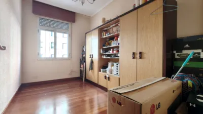 Piso en venta en Calle Camilo Villabaso, Errekaldeberri (Distrito Errekalde. Bilbao) de 270.000 €