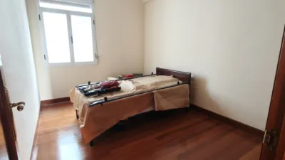 Piso en venta en Calle Camilo Villabaso, Errekaldeberri (Distrito Errekalde. Bilbao) de 270.000 €