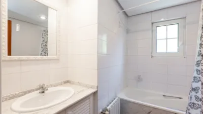 Semi-detached house on Urbide Street photo 16