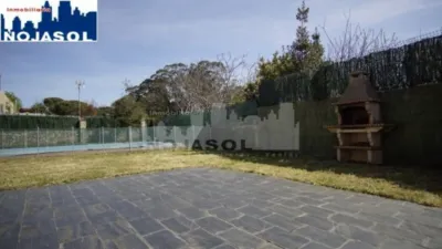 Semi-detached chalet on Avenida Trasmiera photo 11