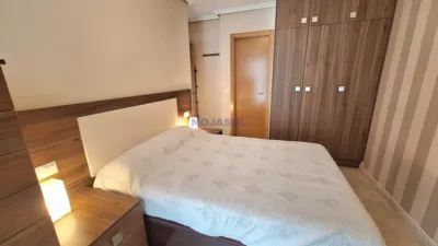 Apartment on Paseo de Trengandín photo 40