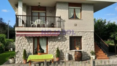Chalet in Barrio del Castillo photo 9